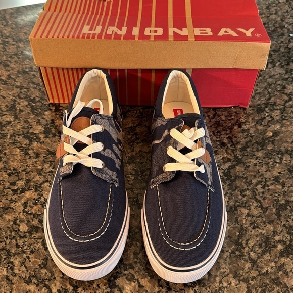 Unionbay men’s navy canvas sneakers NIB 9.5 main image 4